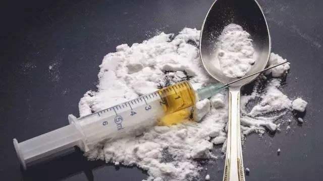吸海洛因多少次會上癮？